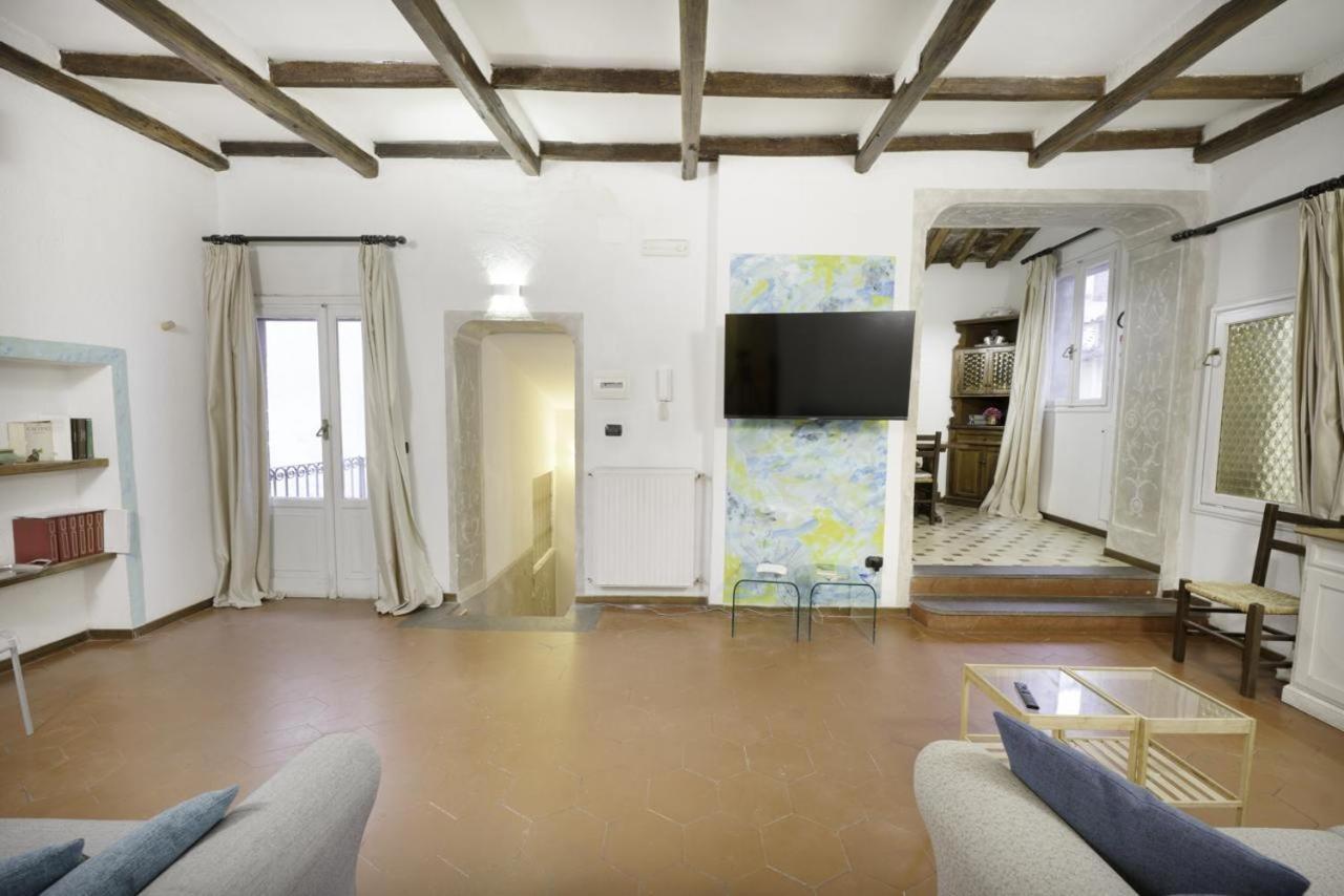 Cellini Apartment