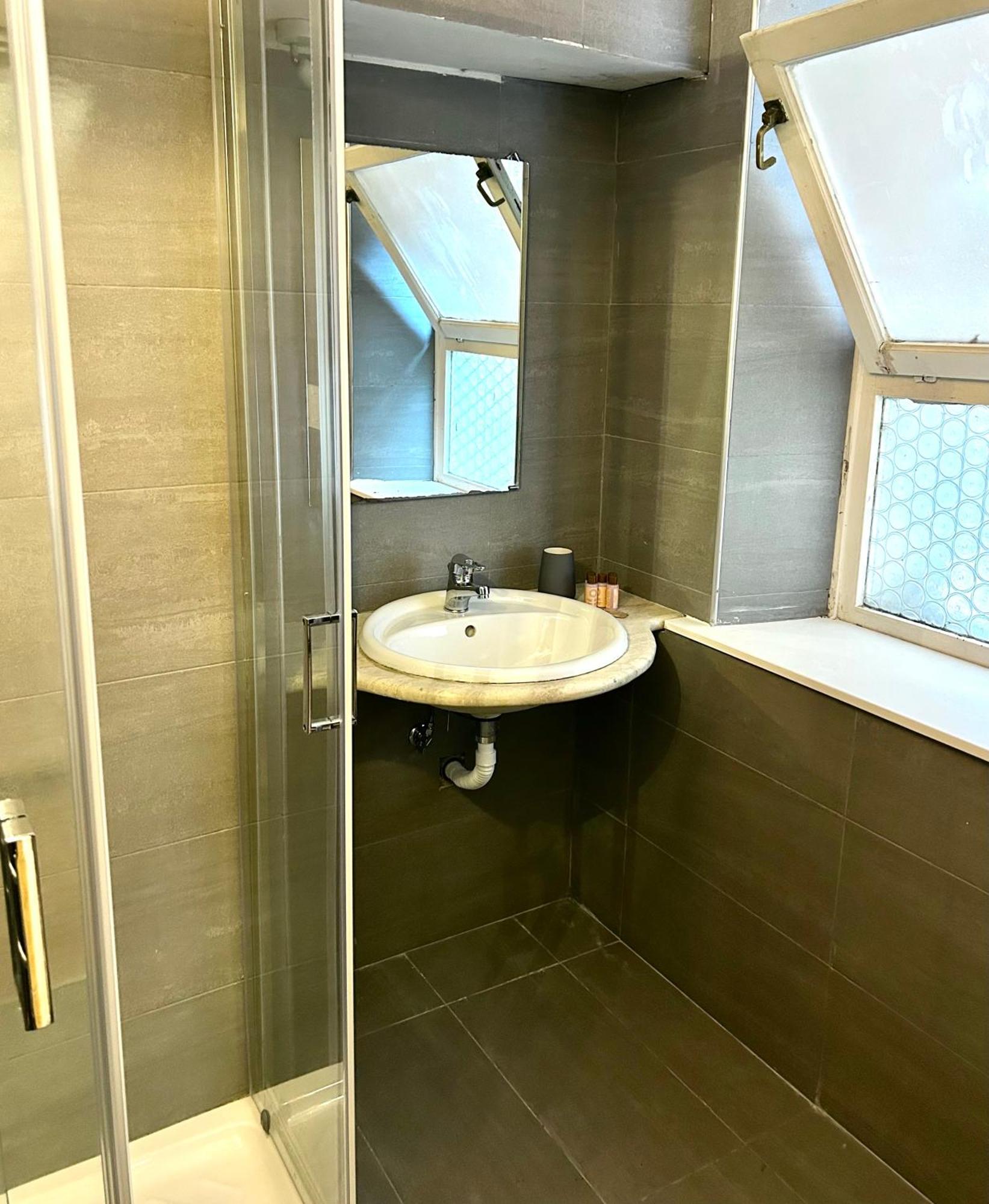 Cellini Apartment *